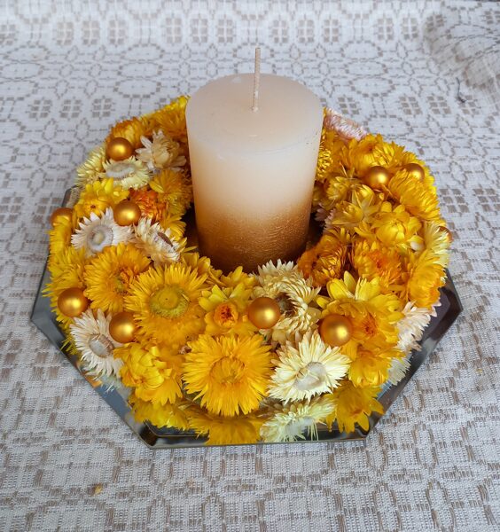 Ziemassvētku dekors "Zelta blāzma"